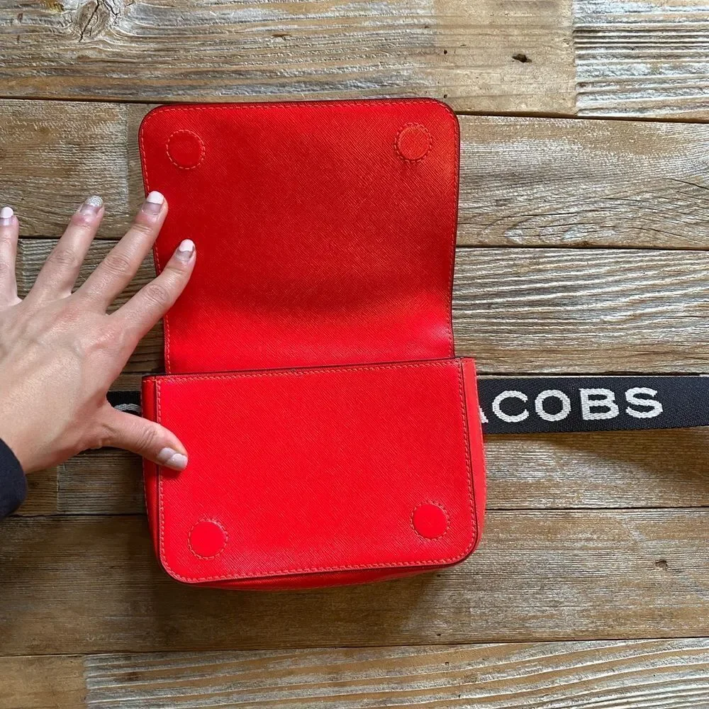 MARC JACOBS snapshot shoulder bag
